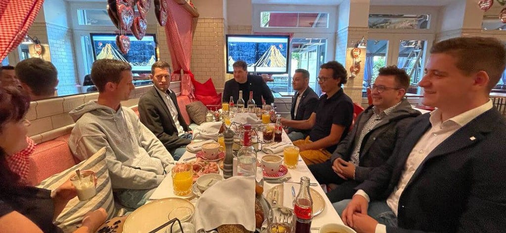 entrepreneurs breakfast kaefer